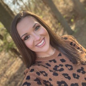 Meet your Posher, Tori